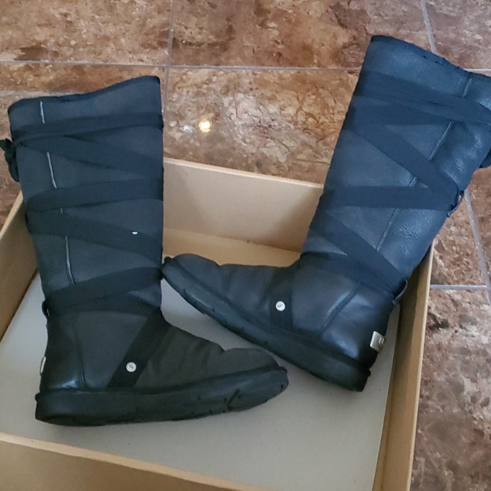 Rina Ugg Boots - image 4